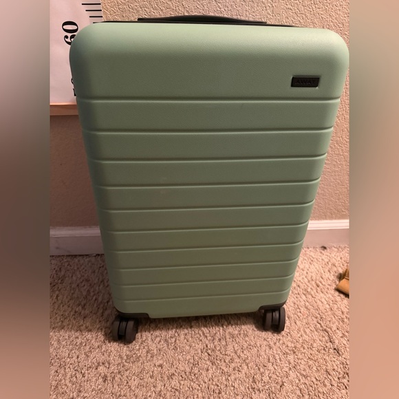 Away - Picture 10 of 11